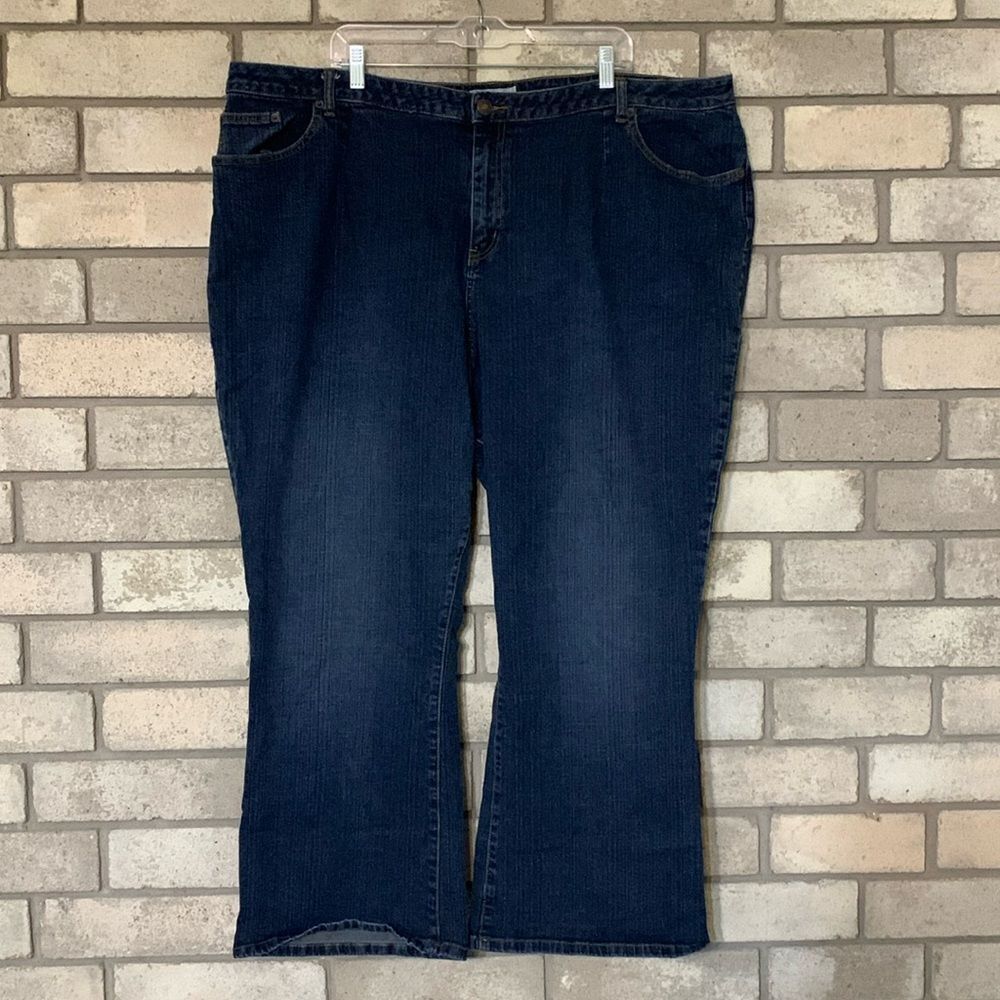 3for$20 LA blues women size 8 short PLUS SIZE